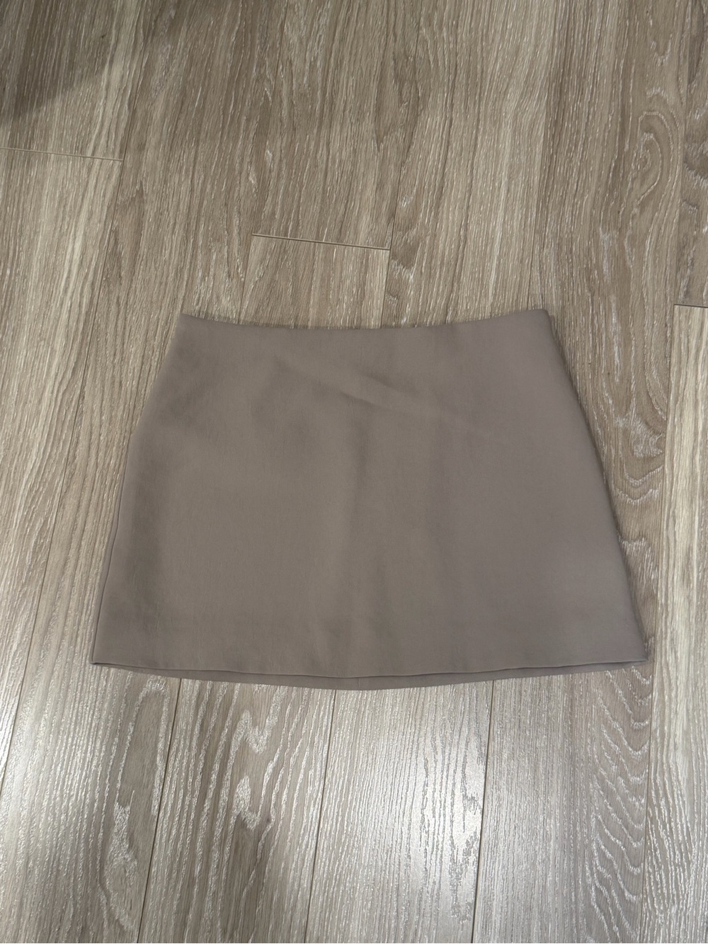Aritzia Wilfred Mini Skirt